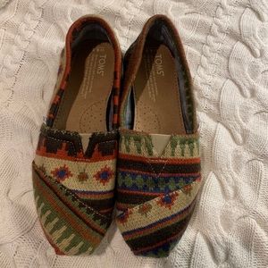 Size 6.5 Toms